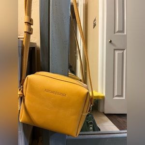 Portland Leather Goods Mesa Mini Crossbody